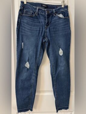 #z137 - Buffalo David Bitton Jess Rip & Repair Mid-Rise Skinny Medium Wash Jeans